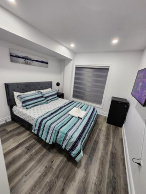 New Modern cozy room in Innisfil